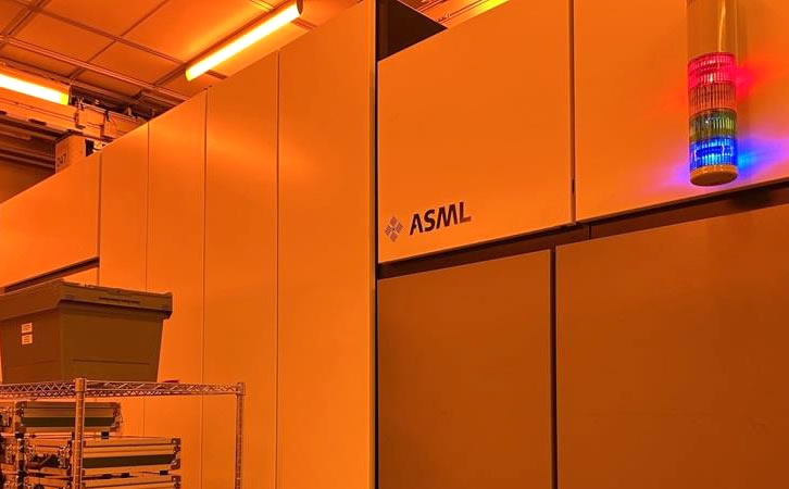 ASML AT1250��̻�